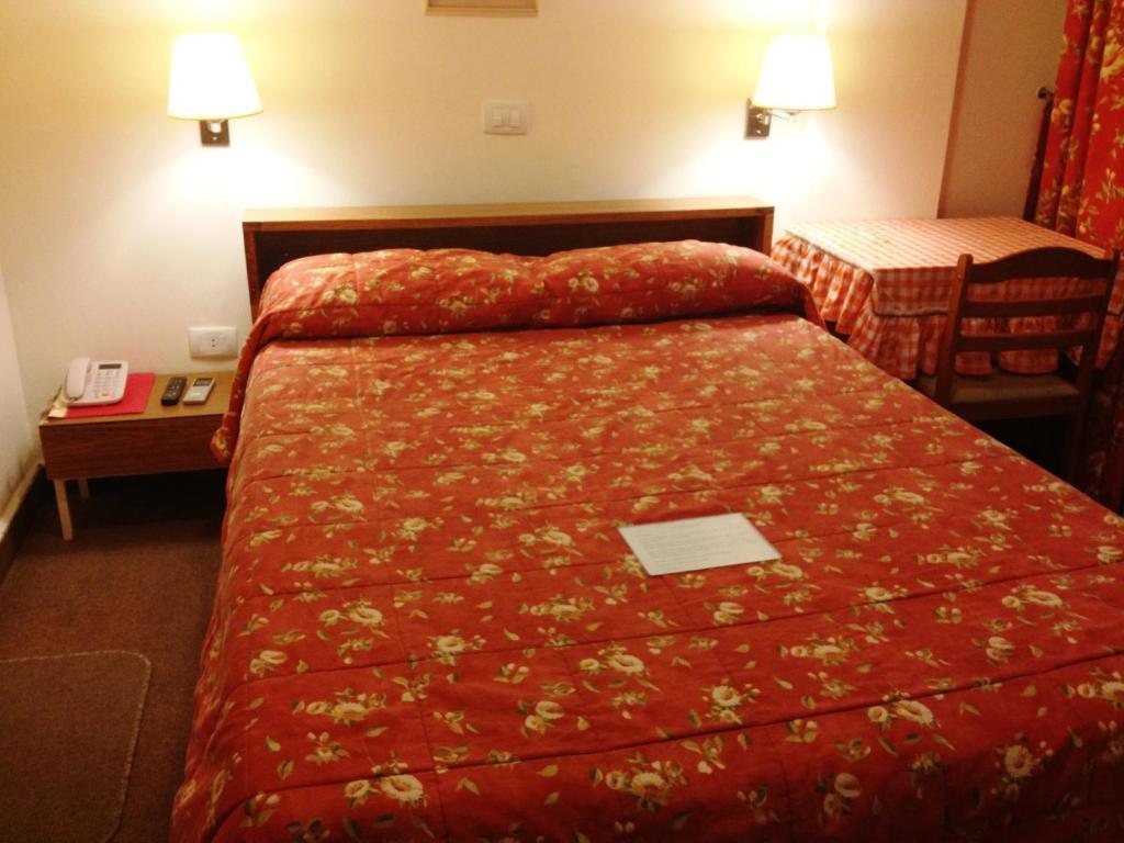 Embassy Hotel Beirut Værelse billede