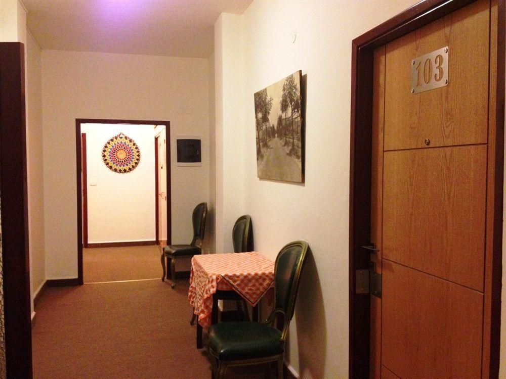 Embassy Hotel Beirut Eksteriør billede